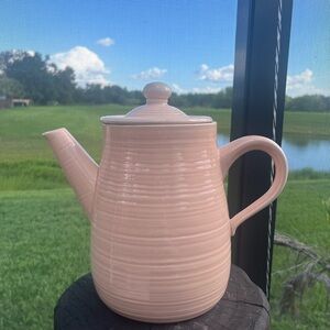 franciscan reflection peach 1982-1984 coffee pot USA 7 3/8” with lid